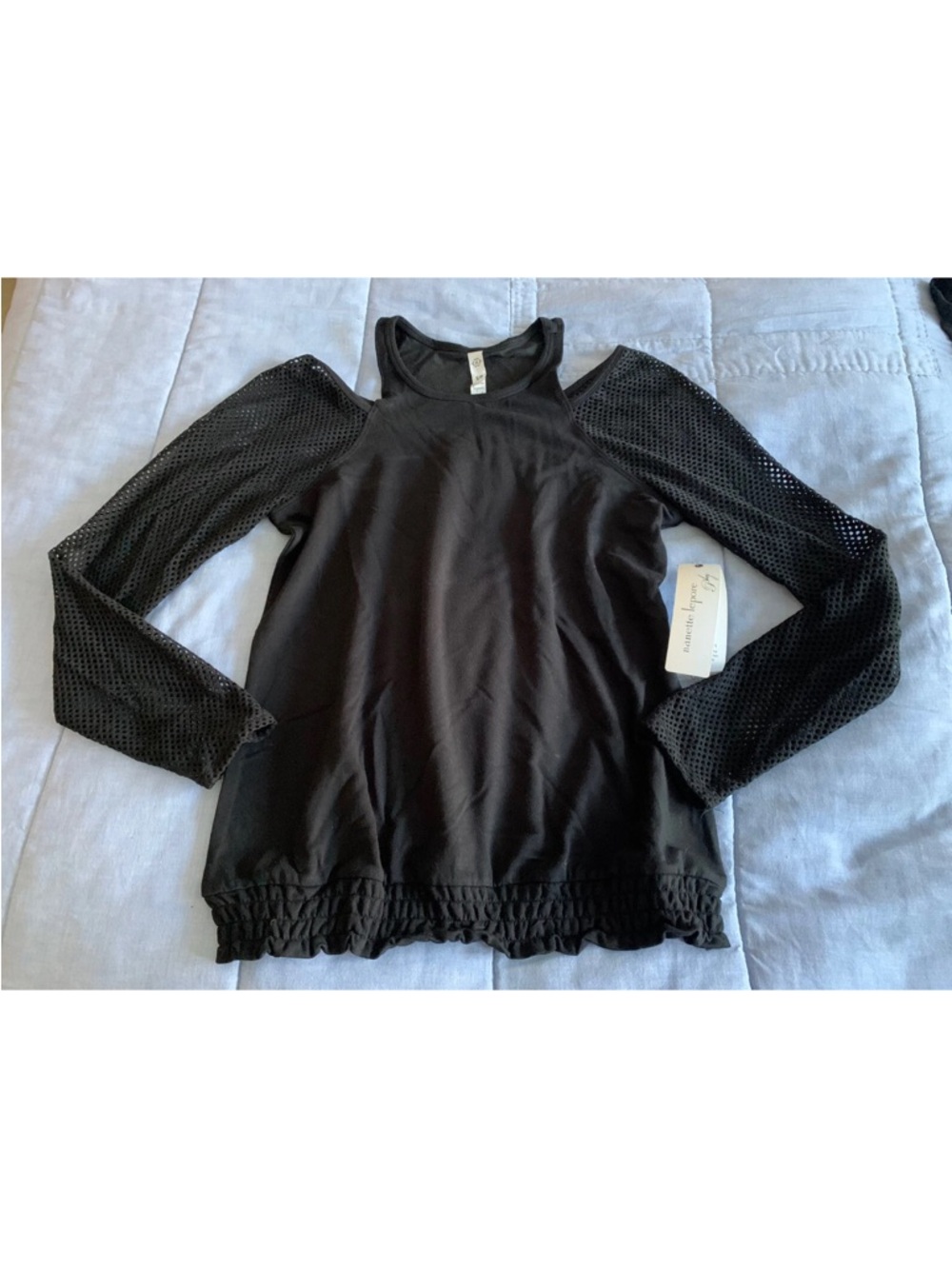 NWT AUTHENTIC NANETTE LEPORE PLAY ATHLEISURE SWEATSHIRT TOP SIZE SMALL